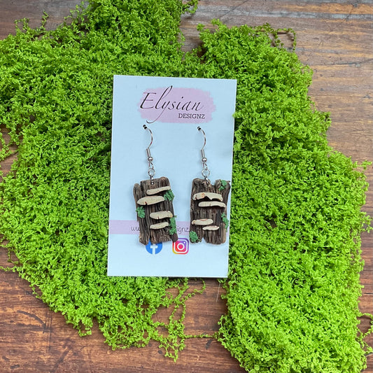 Bracket Earrings on Woodbark