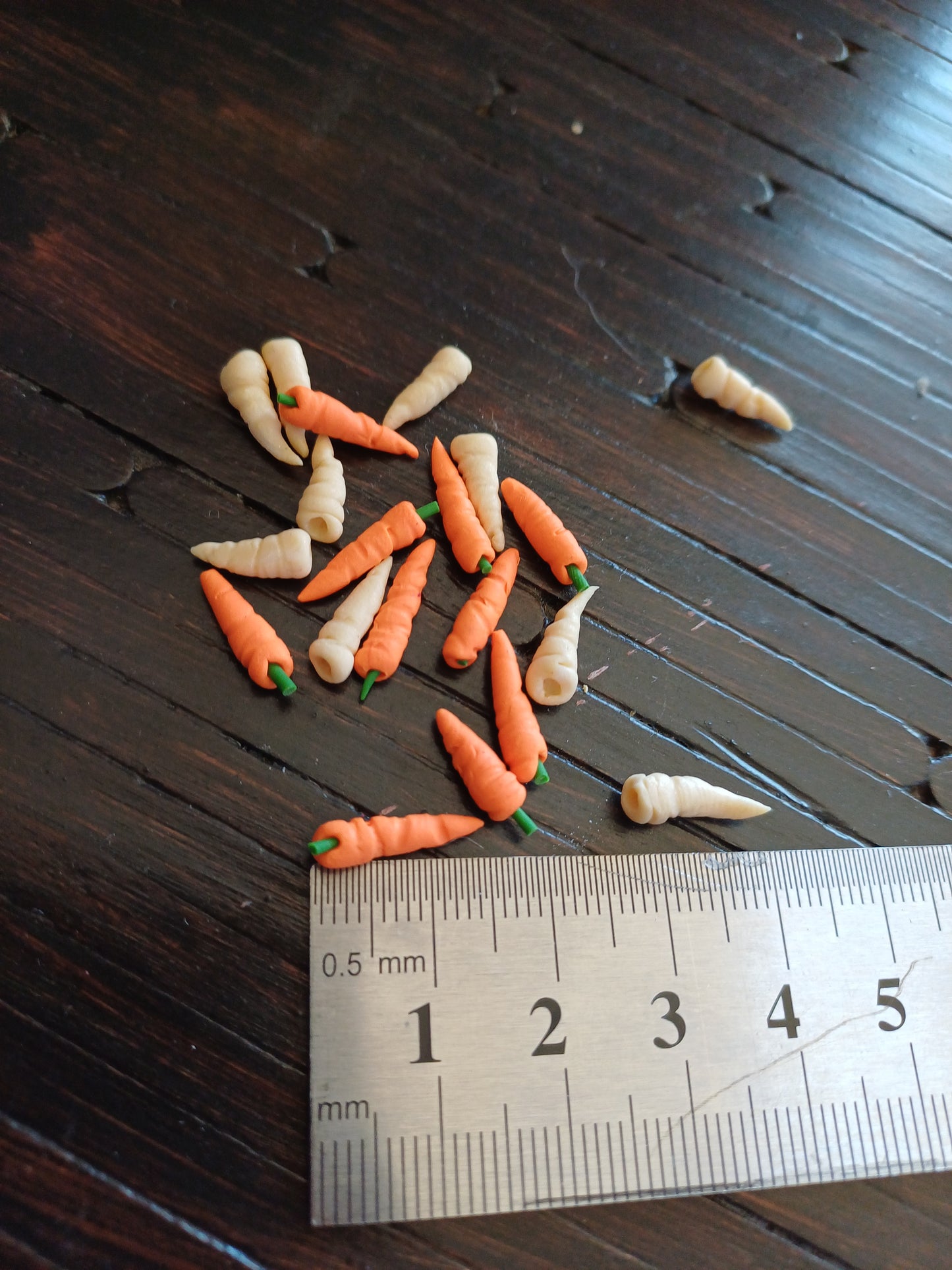 1:6 Carrots and Parsnips