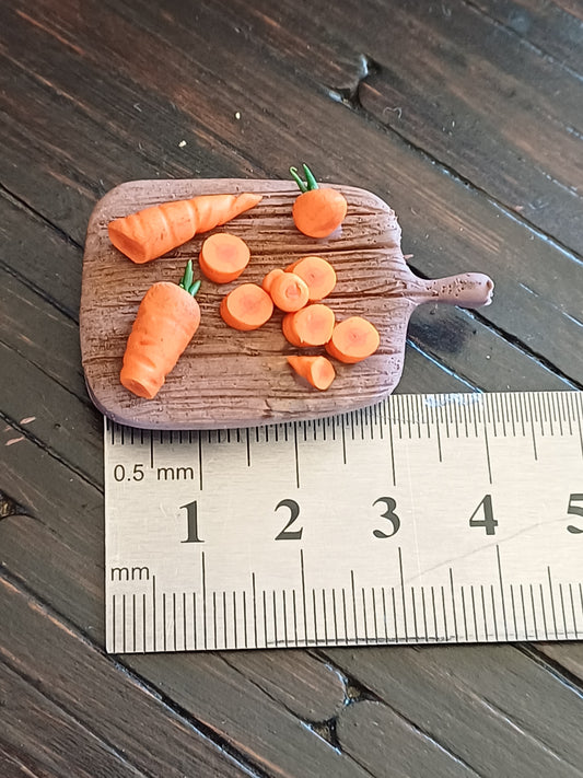 1:12 Miniature Carrot Chopping Boards